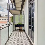 Nomad's Time Out Market - 3bed Διαμέρισμα