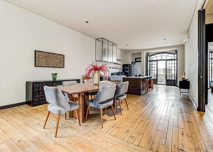Nomad's Time Out Market - 3bed Apartman