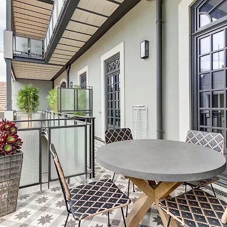 Nomad's Time Out Market - 3bed Apartamento *